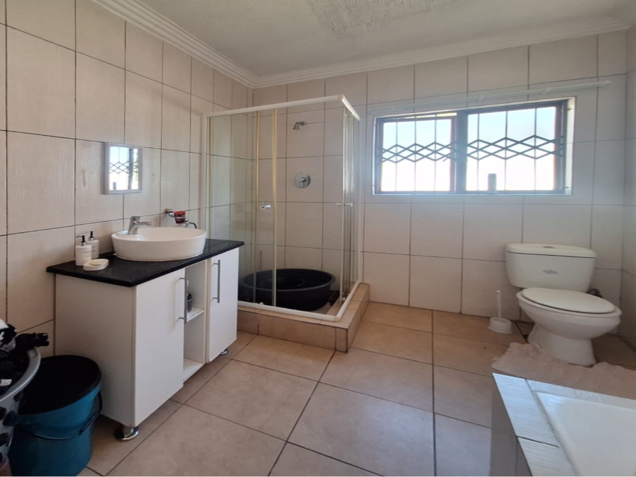 3 Bedroom Property for Sale in Melodie North West